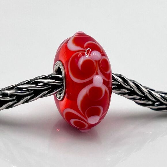 TROLLBEADS Red & White Flower Unique LAA 925S NEW! Textured - Picture 7 of 8